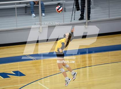 Thumbnail 1 in Brennan vs. Taft photogallery.