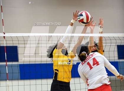 Thumbnail 1 in Brennan vs. Taft photogallery.