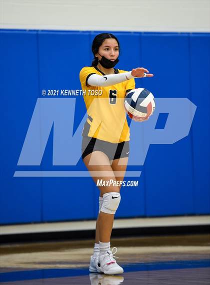 Thumbnail 1 in Brennan vs. Taft photogallery.