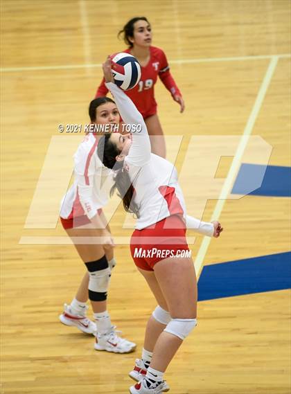 Thumbnail 2 in Brennan vs. Taft photogallery.