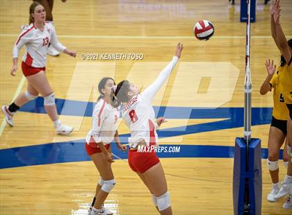 Thumbnail 2 in Brennan vs. Taft photogallery.