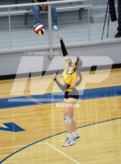 Thumbnail 2 in Brennan vs. Taft photogallery.