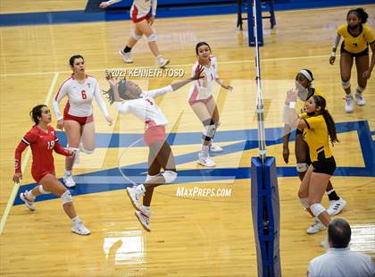 Thumbnail 1 in Brennan vs. Taft photogallery.