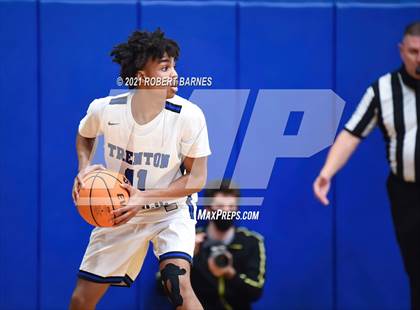 Thumbnail 1 in Roselle Catholic @ Trenton Catholic Academy photogallery.