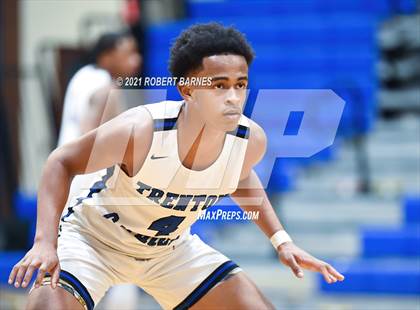 Thumbnail 2 in Roselle Catholic @ Trenton Catholic Academy photogallery.