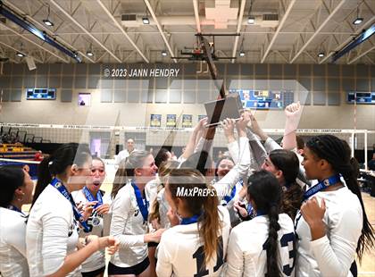 Thumbnail 2 in Campbell Hall vs. Sacred Heart Cathedral Preparatory (CIF State D2 Final) photogallery.