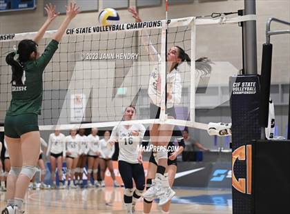 Thumbnail 2 in Campbell Hall vs. Sacred Heart Cathedral Preparatory (CIF State D2 Final) photogallery.