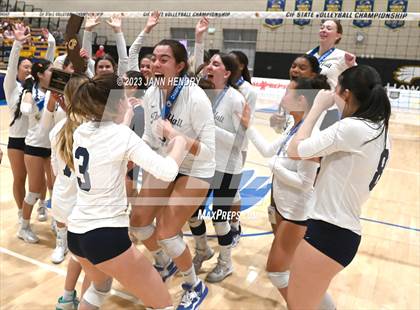 Thumbnail 3 in Campbell Hall vs. Sacred Heart Cathedral Preparatory (CIF State D2 Final) photogallery.