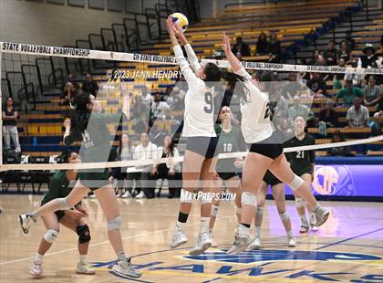 Thumbnail 2 in Campbell Hall vs. Sacred Heart Cathedral Preparatory (CIF State D2 Final) photogallery.