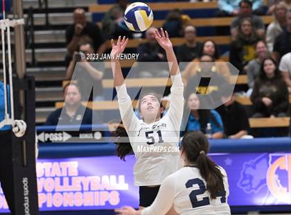 Thumbnail 2 in Campbell Hall vs. Sacred Heart Cathedral Preparatory (CIF State D2 Final) photogallery.