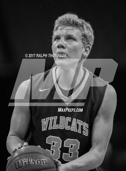 Thumbnail 2 in Cosumnes Oaks vs. Whitney (@ Golden 1 Center) photogallery.