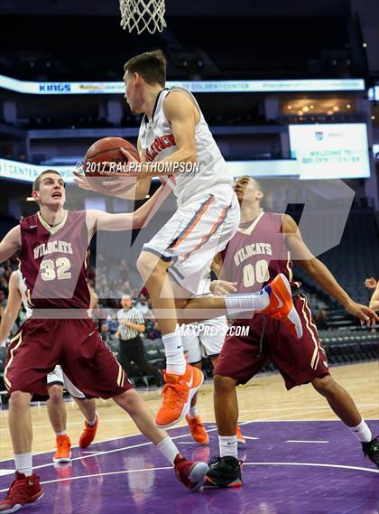 Thumbnail 3 in Cosumnes Oaks vs. Whitney (@ Golden 1 Center) photogallery.