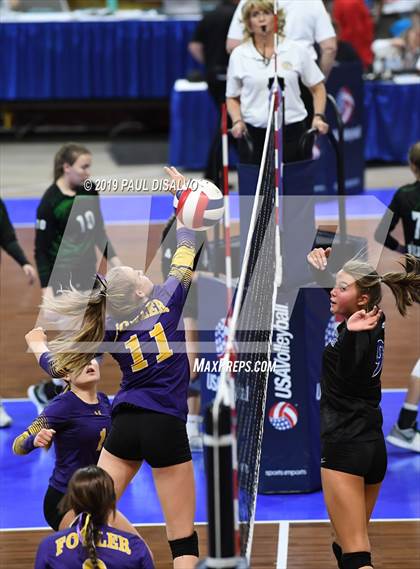Thumbnail 2 in Denver Christian vs. Fowler (CHSAA 2A 2nd Round) photogallery.