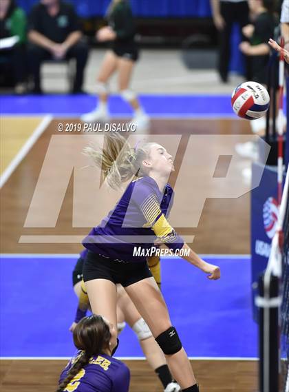 Thumbnail 1 in Denver Christian vs. Fowler (CHSAA 2A 2nd Round) photogallery.