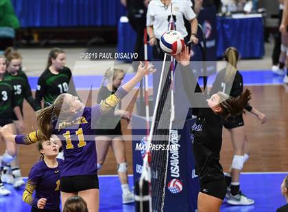 Thumbnail 3 in Denver Christian vs. Fowler (CHSAA 2A 2nd Round) photogallery.