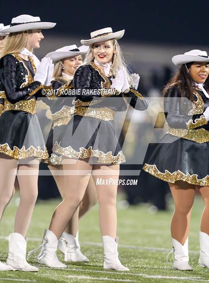 Thumbnail 2 in Crandall vs. Paris (UIL 4A Division I Bi-District) photogallery.