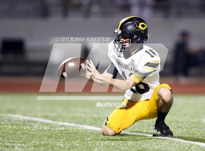 Thumbnail 3 in Crandall vs. Paris (UIL 4A Division I Bi-District) photogallery.