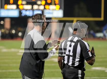 Thumbnail 2 in Crandall vs. Paris (UIL 4A Division I Bi-District) photogallery.