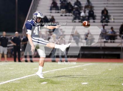 Thumbnail 3 in Crandall vs. Paris (UIL 4A Division I Bi-District) photogallery.