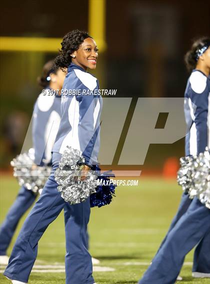 Thumbnail 3 in Crandall vs. Paris (UIL 4A Division I Bi-District) photogallery.