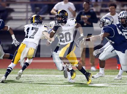 Thumbnail 3 in Crandall vs. Paris (UIL 4A Division I Bi-District) photogallery.