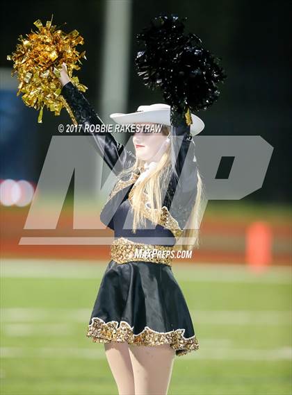 Thumbnail 3 in Crandall vs. Paris (UIL 4A Division I Bi-District) photogallery.