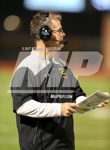 Thumbnail 1 in Crandall vs. Paris (UIL 4A Division I Bi-District) photogallery.