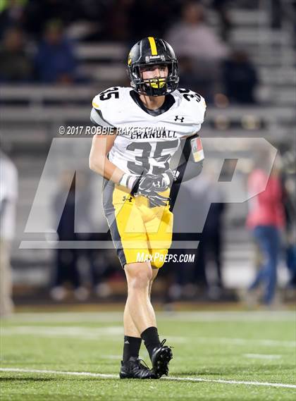 Thumbnail 2 in Crandall vs. Paris (UIL 4A Division I Bi-District) photogallery.