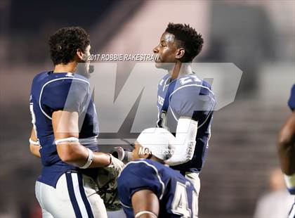 Thumbnail 2 in Crandall vs. Paris (UIL 4A Division I Bi-District) photogallery.