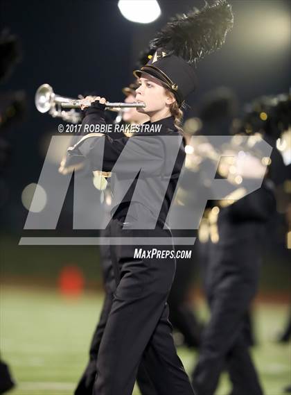 Thumbnail 2 in Crandall vs. Paris (UIL 4A Division I Bi-District) photogallery.