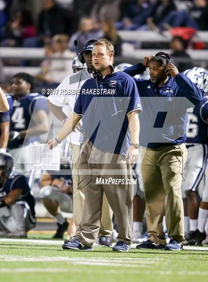 Thumbnail 3 in Crandall vs. Paris (UIL 4A Division I Bi-District) photogallery.