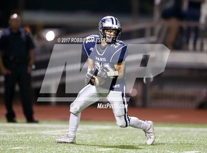 Thumbnail 2 in Crandall vs. Paris (UIL 4A Division I Bi-District) photogallery.