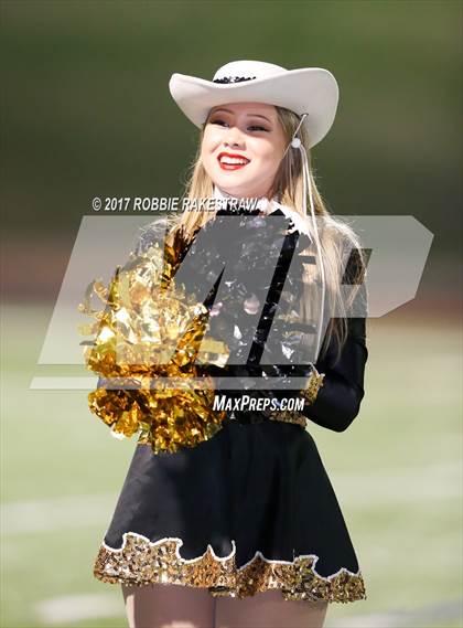 Thumbnail 1 in Crandall vs. Paris (UIL 4A Division I Bi-District) photogallery.