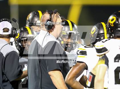 Thumbnail 1 in Crandall vs. Paris (UIL 4A Division I Bi-District) photogallery.