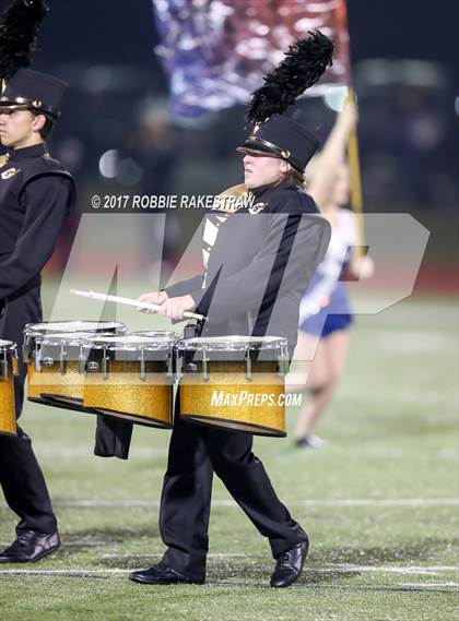 Thumbnail 3 in Crandall vs. Paris (UIL 4A Division I Bi-District) photogallery.
