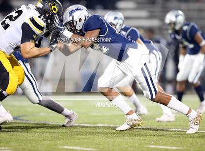 Thumbnail 3 in Crandall vs. Paris (UIL 4A Division I Bi-District) photogallery.