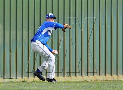 Thumbnail 1 in Krum vs Leonard (Pottsboro Tournament) photogallery.