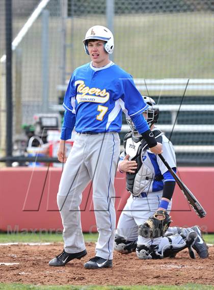 Thumbnail 3 in Krum vs Leonard (Pottsboro Tournament) photogallery.