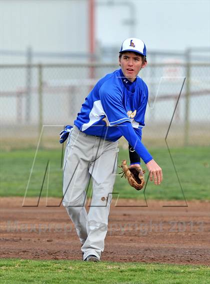 Thumbnail 3 in Krum vs Leonard (Pottsboro Tournament) photogallery.