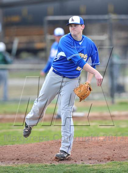 Thumbnail 2 in Krum vs Leonard (Pottsboro Tournament) photogallery.
