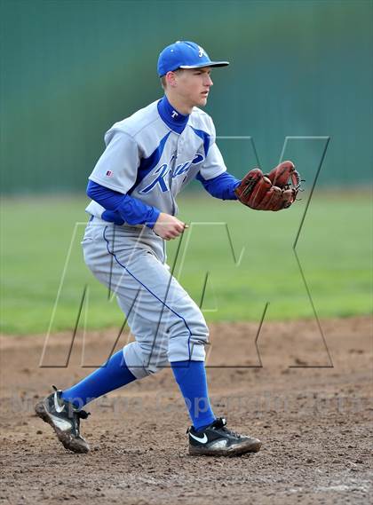 Thumbnail 1 in Krum vs Leonard (Pottsboro Tournament) photogallery.