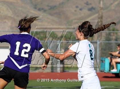 Thumbnail 1 in Carlsbad vs Santiago (CIF SS D1 Final) photogallery.