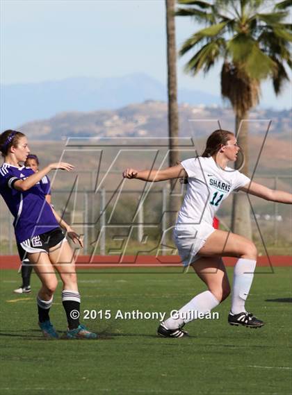 Thumbnail 3 in Carlsbad vs Santiago (CIF SS D1 Final) photogallery.