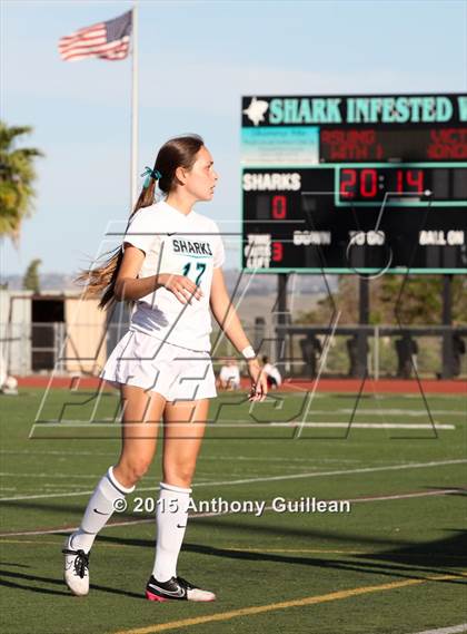Thumbnail 2 in Carlsbad vs Santiago (CIF SS D1 Final) photogallery.