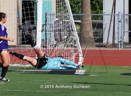 Thumbnail 3 in Carlsbad vs Santiago (CIF SS D1 Final) photogallery.