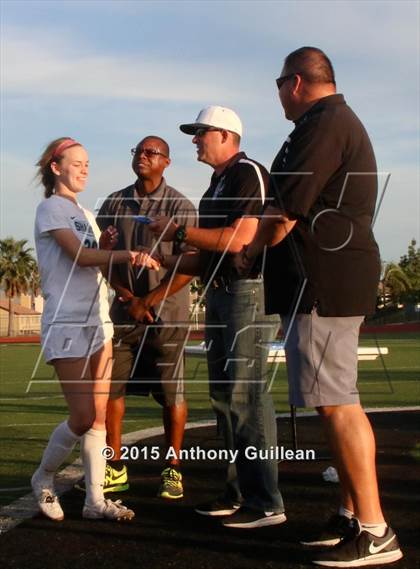 Thumbnail 3 in Carlsbad vs Santiago (CIF SS D1 Final) photogallery.