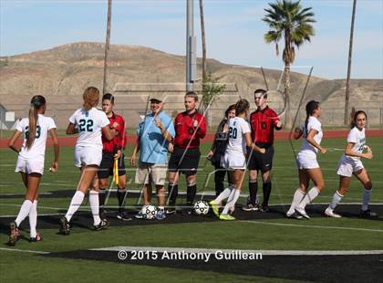Thumbnail 3 in Carlsbad vs Santiago (CIF SS D1 Final) photogallery.