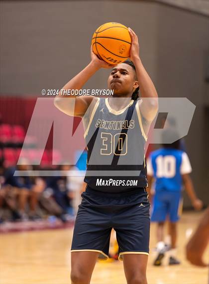 Thumbnail 2 in Specially Fit Academy vs. Chattanooga Prep (Ted McClain Christmas Classic) photogallery.