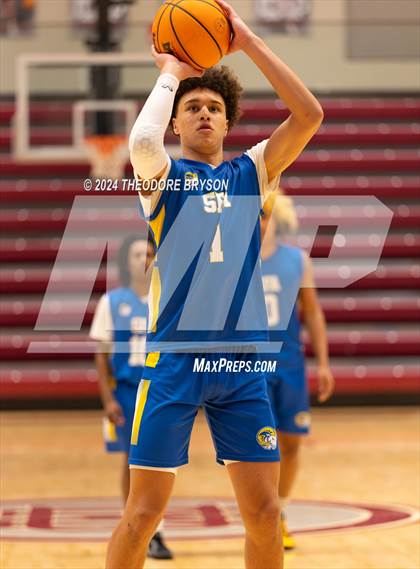 Thumbnail 2 in Specially Fit Academy vs. Chattanooga Prep (Ted McClain Christmas Classic) photogallery.