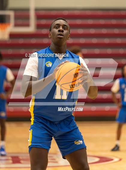 Thumbnail 1 in Specially Fit Academy vs. Chattanooga Prep (Ted McClain Christmas Classic) photogallery.
